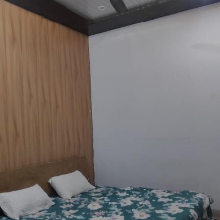 Hotel Trishul Inn Karnaprayāg Eksteriør bilde